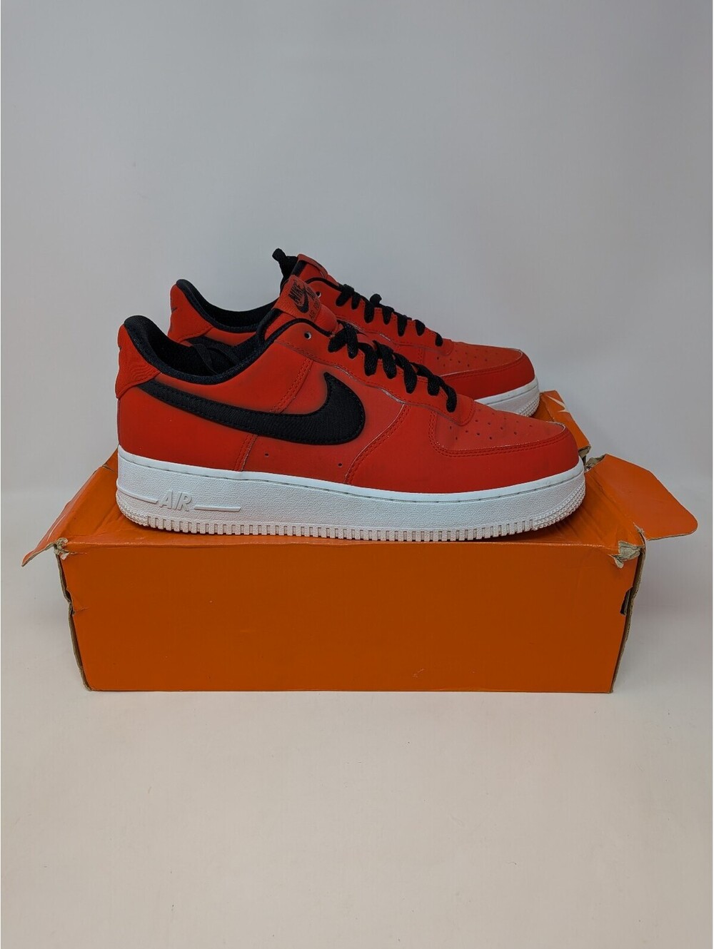 Nike Air Force 1 Low ’07 Leather Men’s 9.5 Habanero Red AJ7280-601